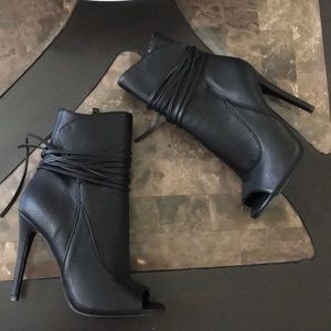 Baldi London Open toe Boots
